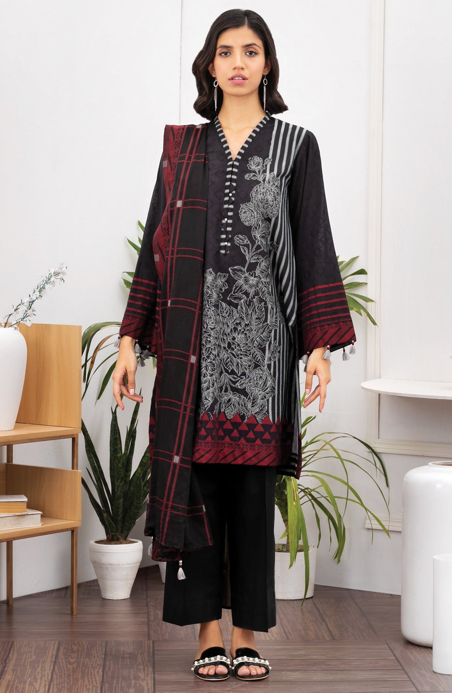 Orient - Unstitched 3 Piece Printed Jacquard Suit