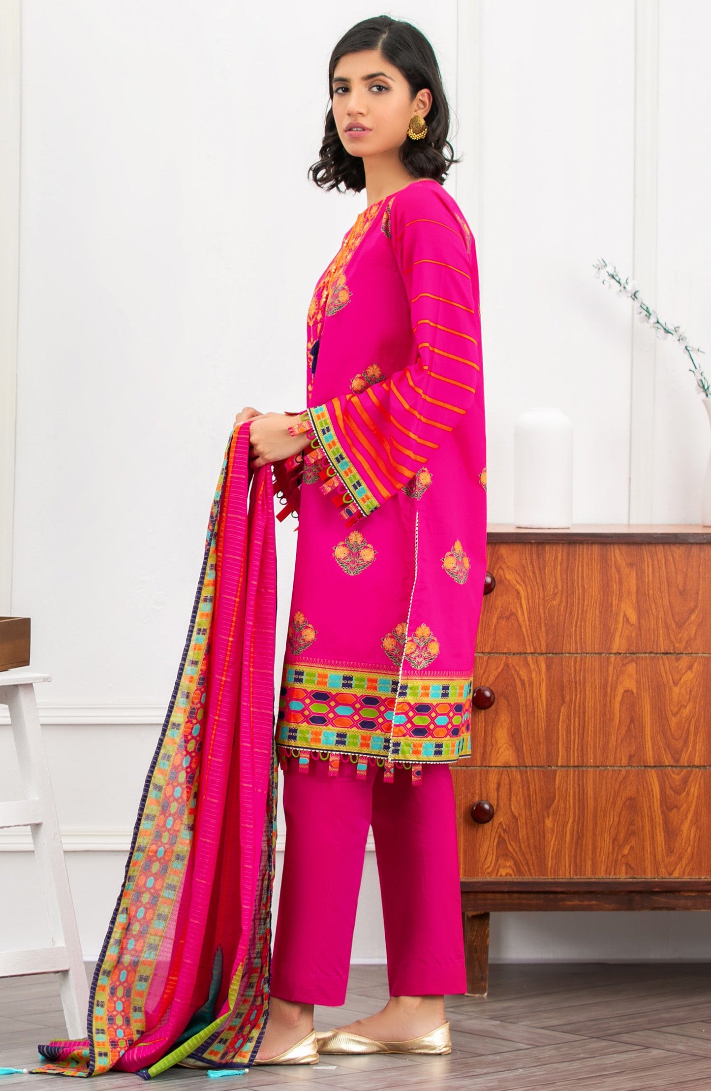 Orient - Unstitched 3 Piece Embroidered Lawn Suit