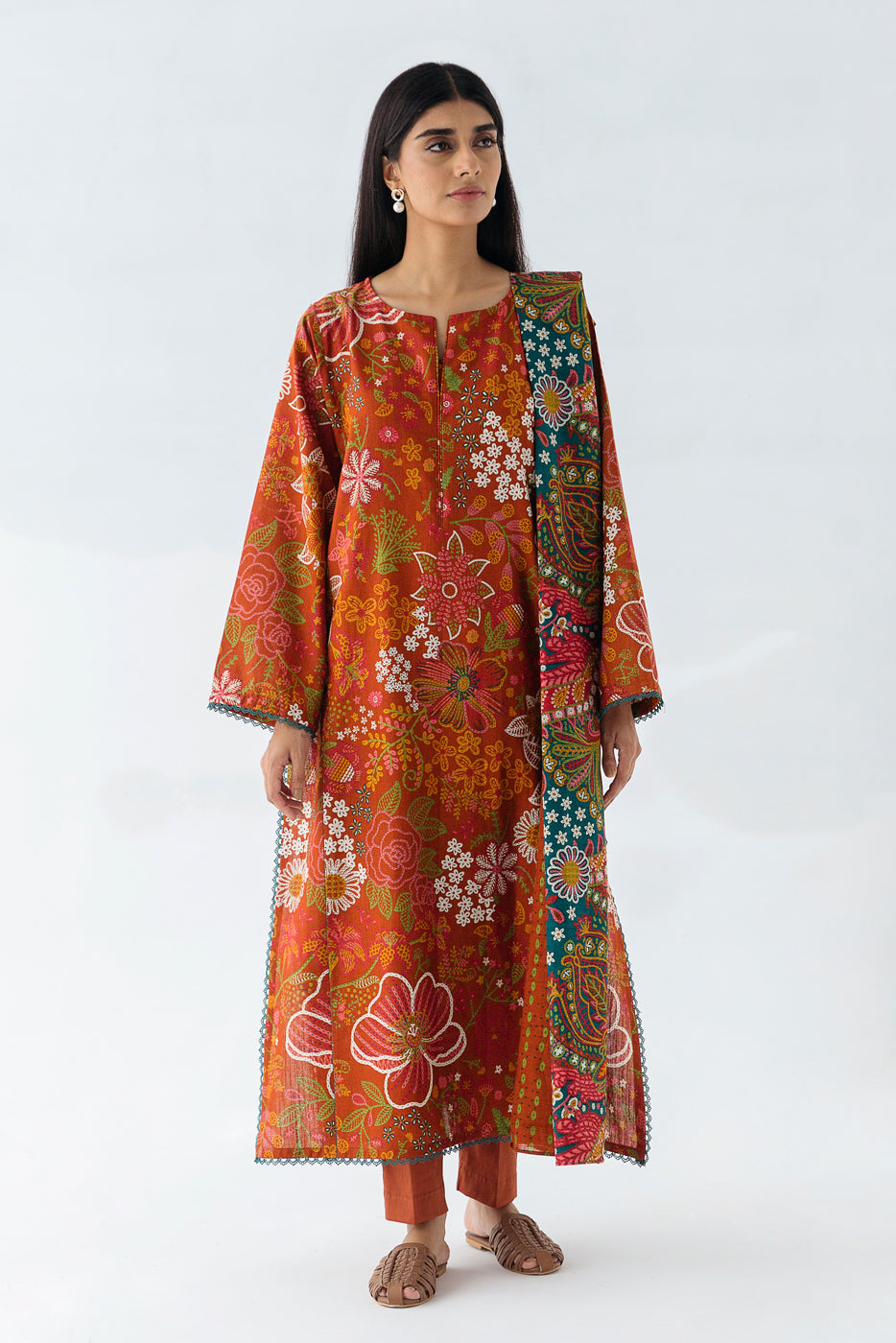 Beechtree - 2 PIECE - PRINTED KHADDAR SUIT - RUSTIC FLORET (UNSTITCHED)