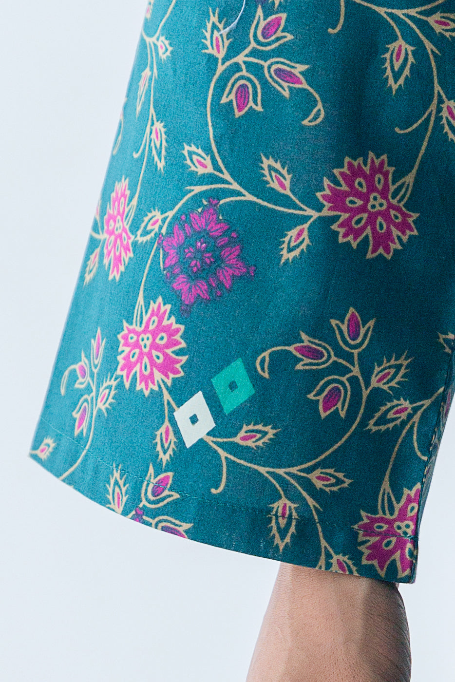 Beechtree - 3 PIECE - EMBROIDERED CAMBRIC SUIT - TEAL AURA (UNSTITCHED)