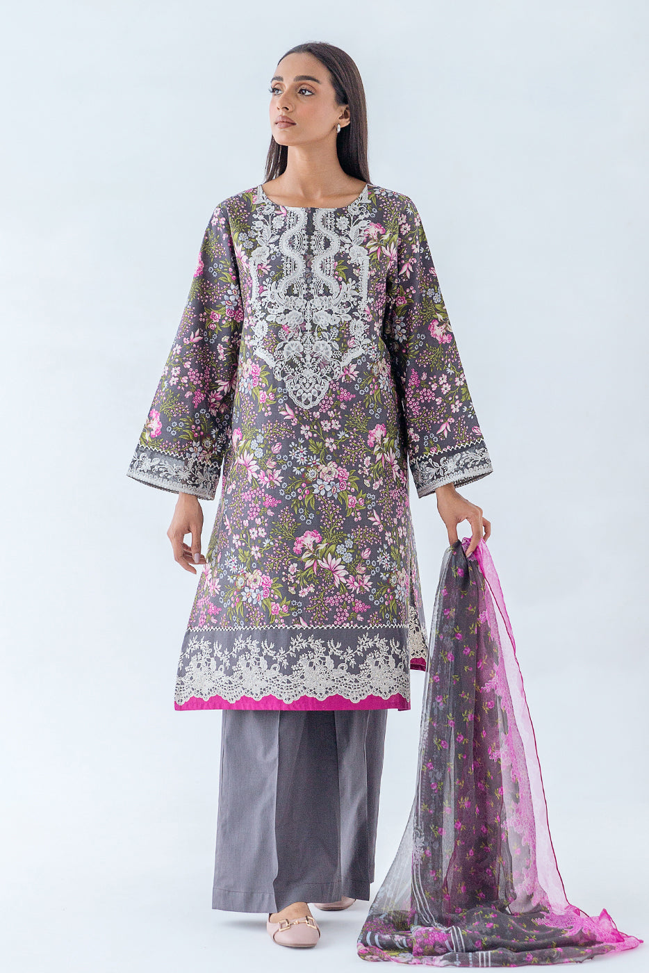 Beechtree - 3 PIECE - EMBROIDERED CAMBRIC SUIT - EBONY BLOOM (UNSTITCHED)