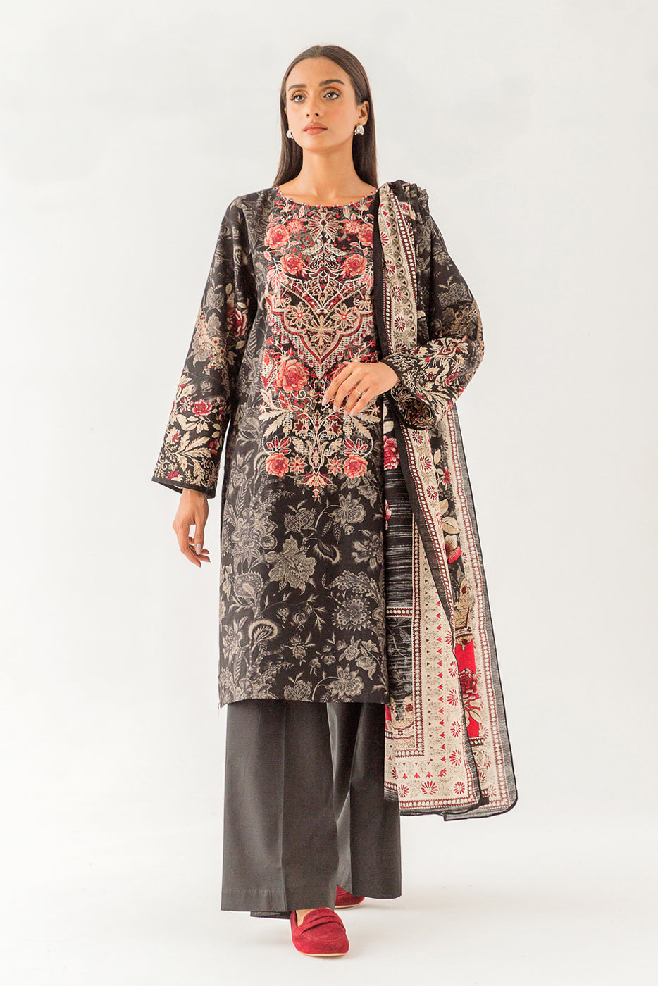 Beechtree - 3 PIECE - EMBROIDERED KHADDAR SUIT - BLOSSOM HUES (UNSTITCHED)