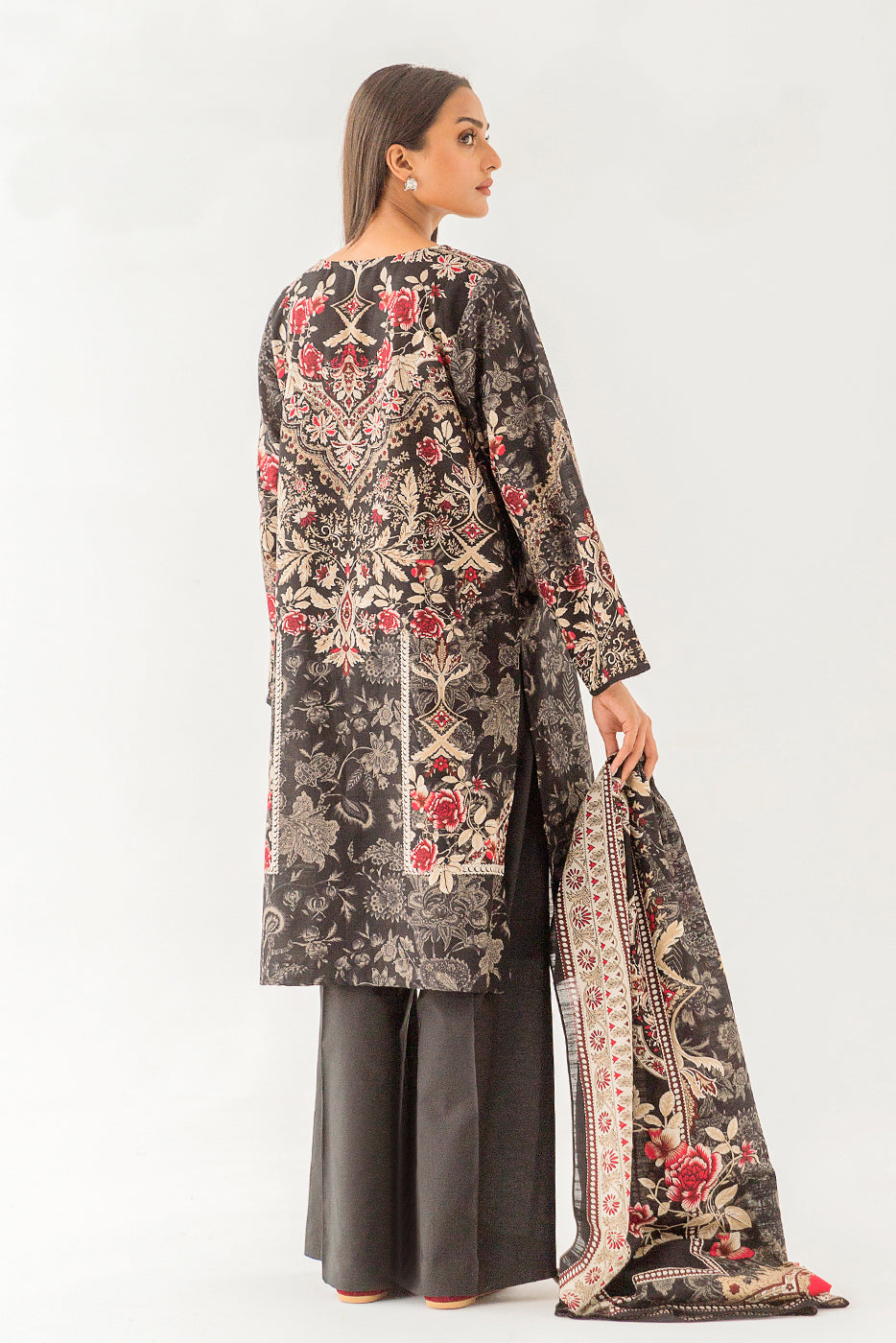 Beechtree - 3 PIECE - EMBROIDERED KHADDAR SUIT - BLOSSOM HUES (UNSTITCHED)