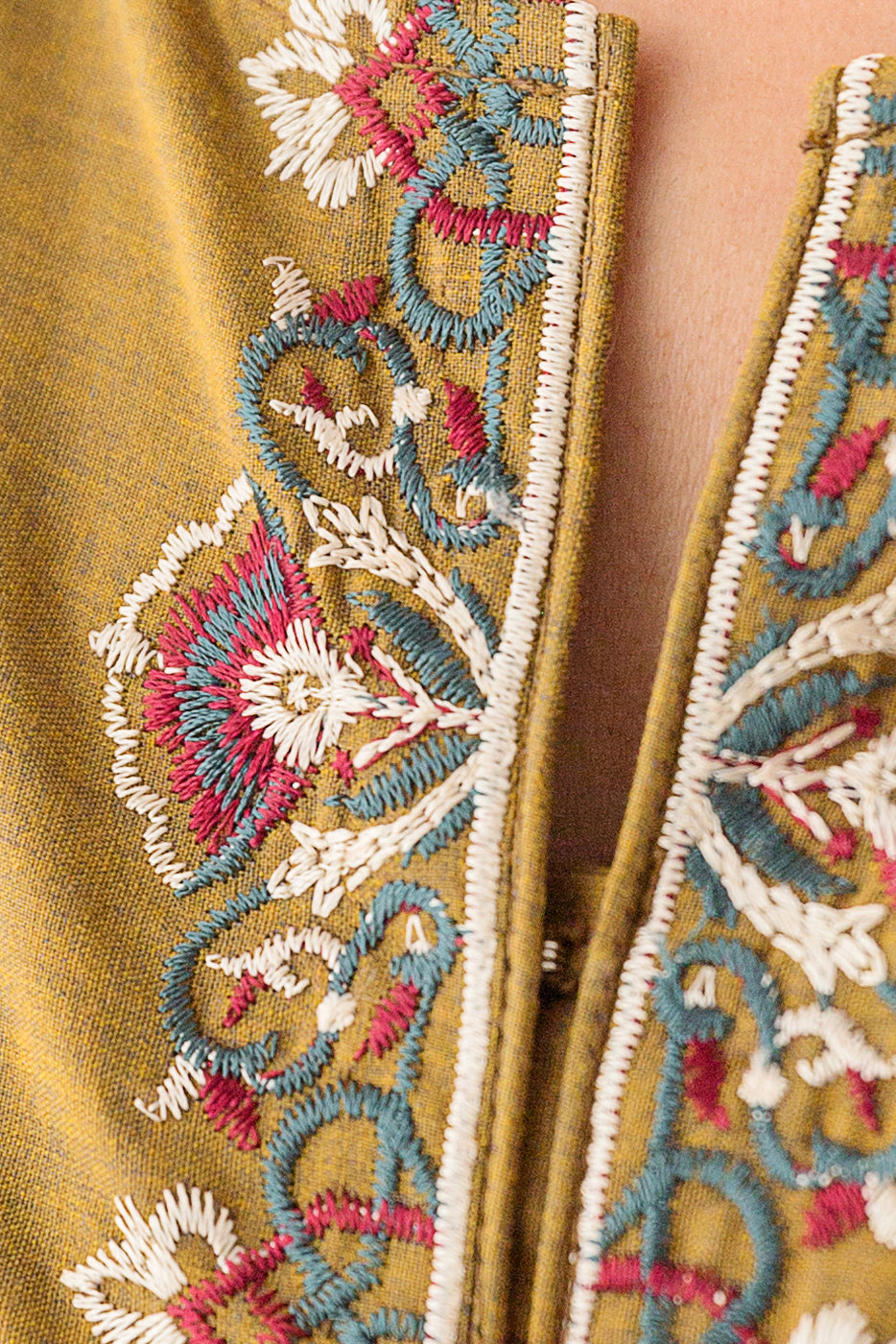 Beechtree - 3 PIECE - EMBROIDERED TWO TONE SUIT - GREEN ENVY (UNSTITCHED)