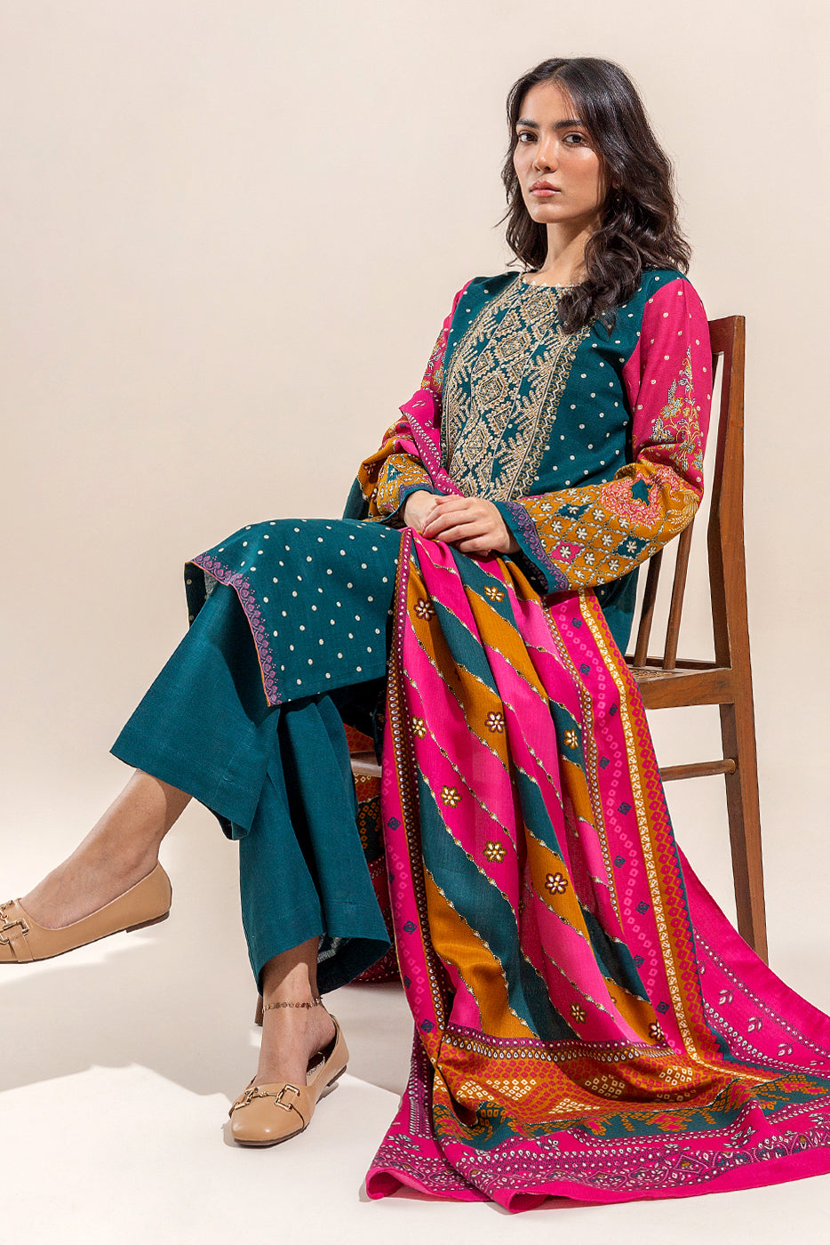 Beechtree - 3 PIECE - EMBROIDERED  KHADDAR SUIT - FESTIVE GLOW (UNSTITCHED)