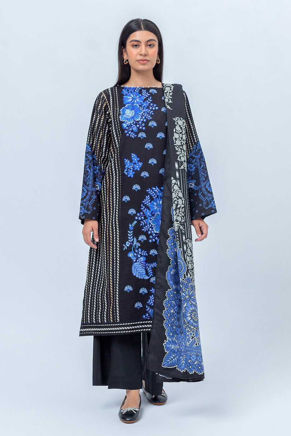 Beechtree - 3 PIECE - EMBROIDERED KHADDAR SUIT WITH PRINTED SHAWL - WONDROUS BLACK (UNSTITCHED)