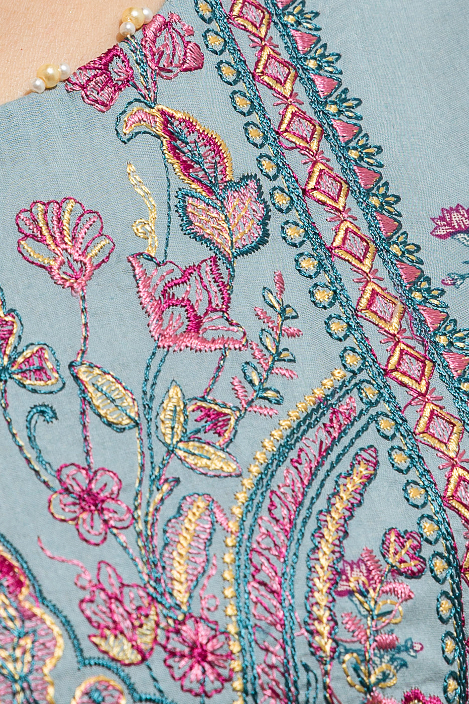 Beechtree - 2 PIECE - EMBROIDERED LAWN SUIT - CYAN ORCHID (UNSTITCHED)