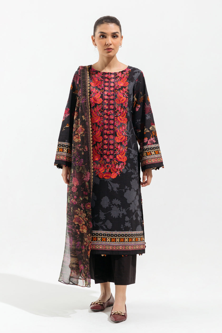 Beechtree - 2 PIECE - EMBROIDERED KHADDAR SUIT - LINEAR CHARCOAL