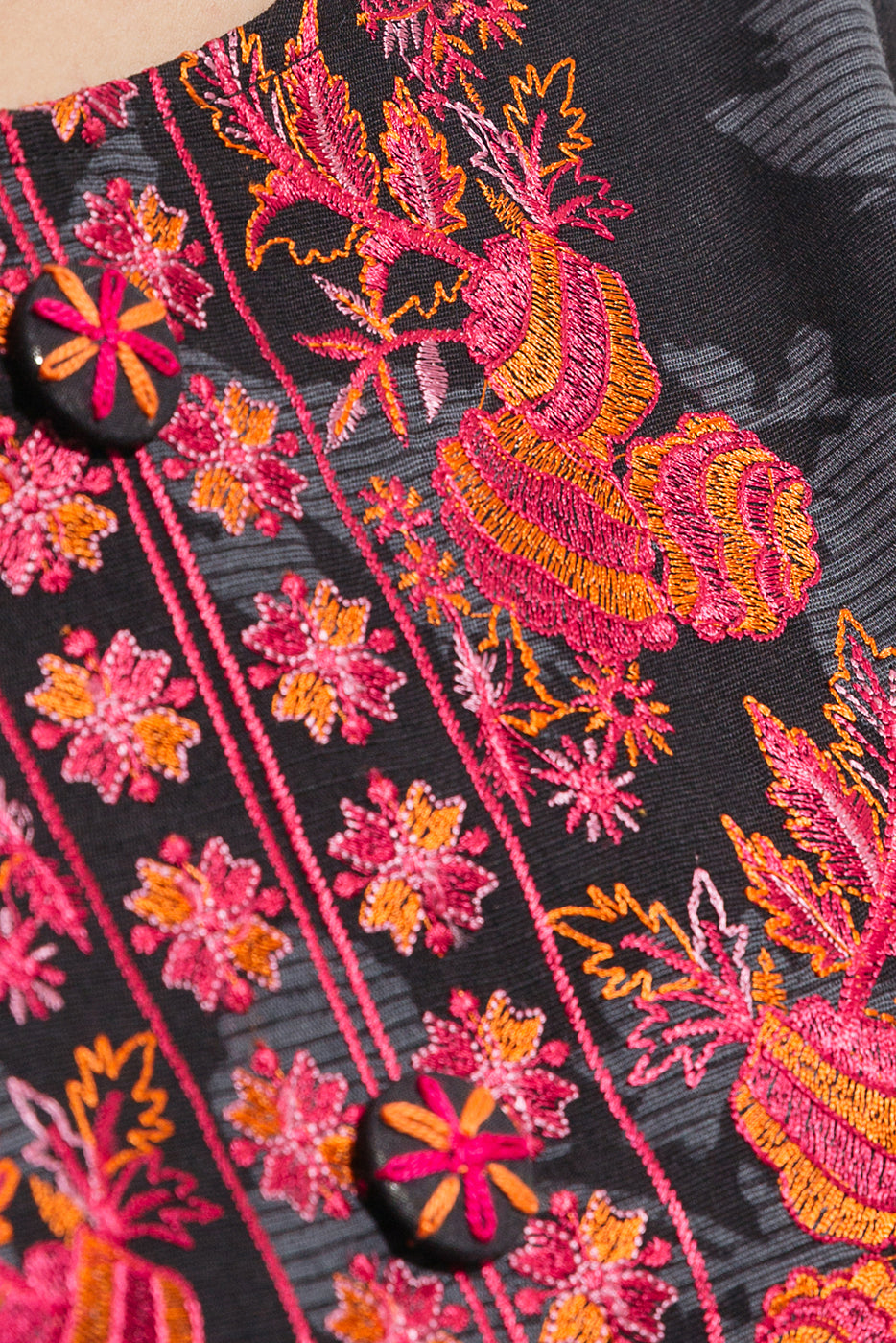 Beechtree - 2 PIECE - EMBROIDERED KHADDAR SUIT - LINEAR CHARCOAL