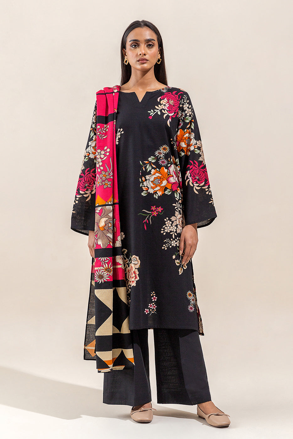 Beechtree - 3 PIECE - PRINTED KHADDAR SUIT - CHARCOAL BLOSSOM (UNSTITCHED)