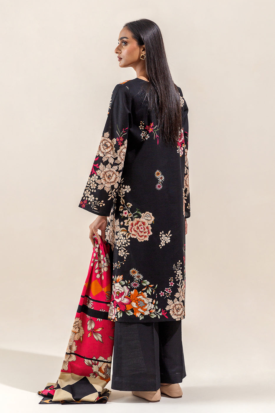 Beechtree - 3 PIECE - PRINTED KHADDAR SUIT - CHARCOAL BLOSSOM (UNSTITCHED)