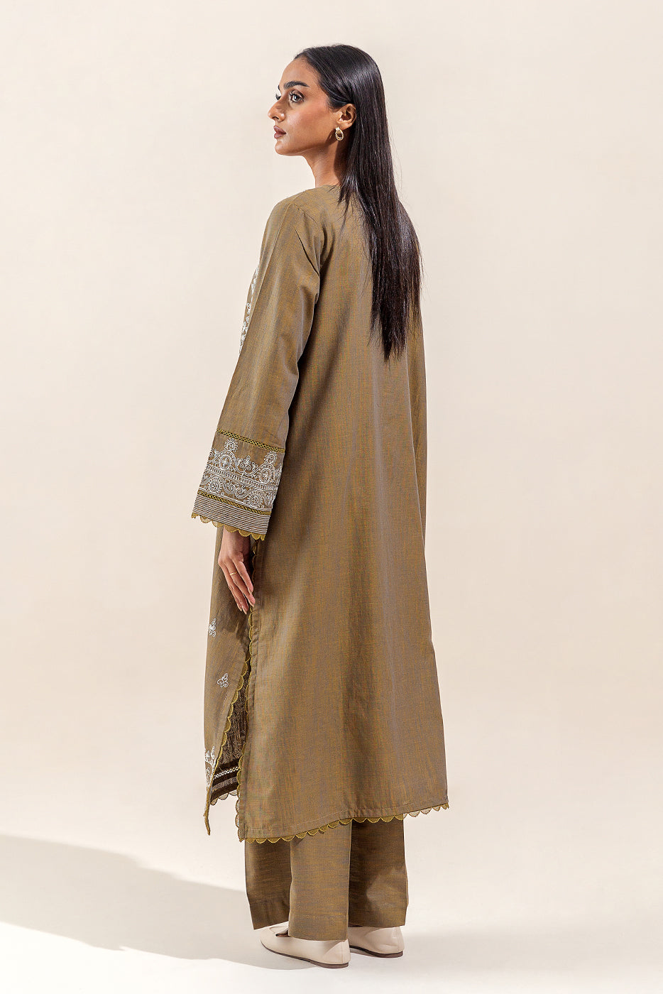 Beechtree - 2 PIECE - EMBROIDERED SHADED KHADDAR SUIT - OLIVE ADORN