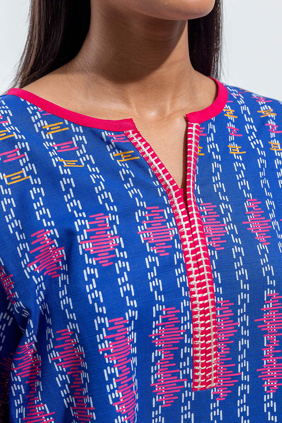 Beechtree - EMBROIDERED SLUB KHADDAR SHIRT (PRET)