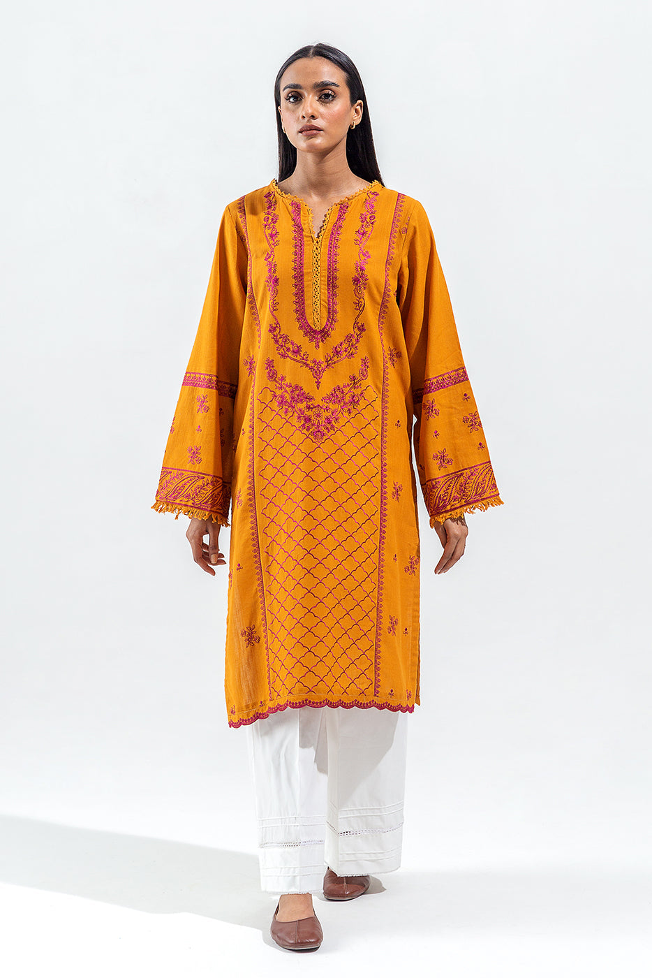 Beechtree - EMBROIDERED SLUB KHADDAR SHIRT (PRET)