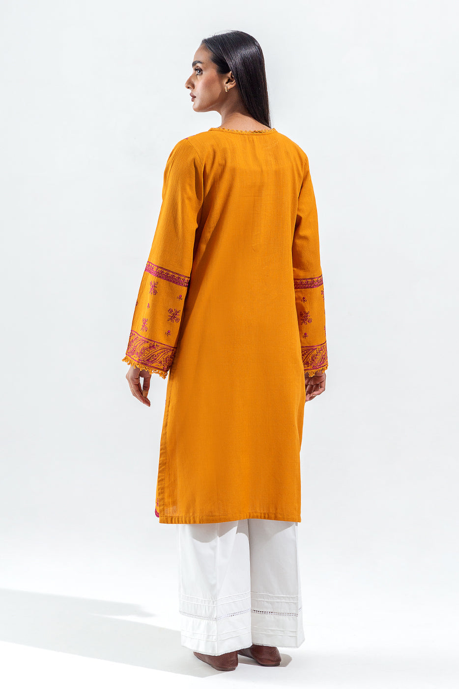 Beechtree - EMBROIDERED SLUB KHADDAR SHIRT (PRET)