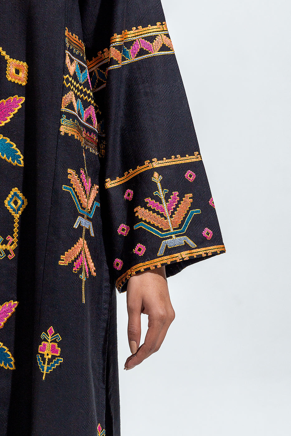 Beechtree - EMBROIDERED DORIA JACQUARD SHIRT (PRET)