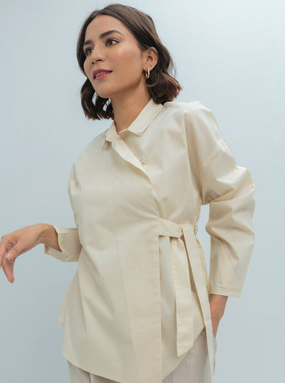 Beechtree - Offwhite Collar Wrap Top