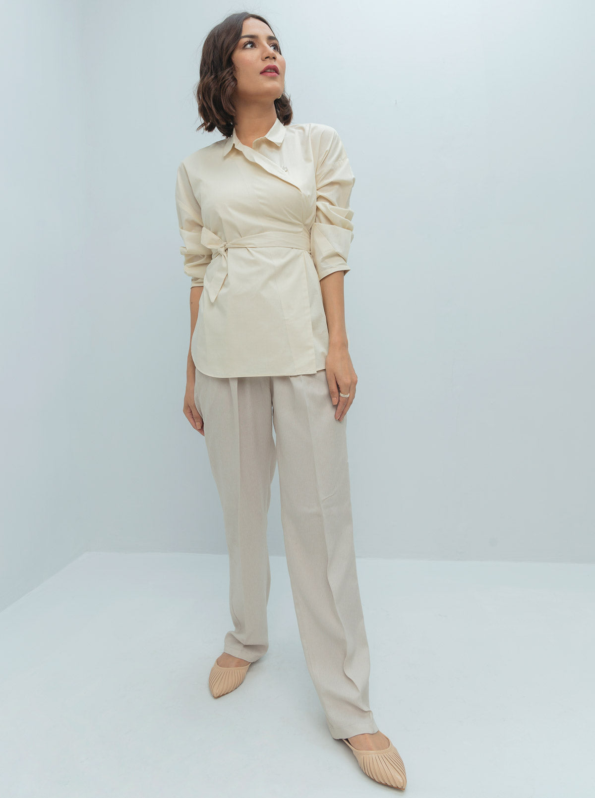 Beechtree - Offwhite Collar Wrap Top