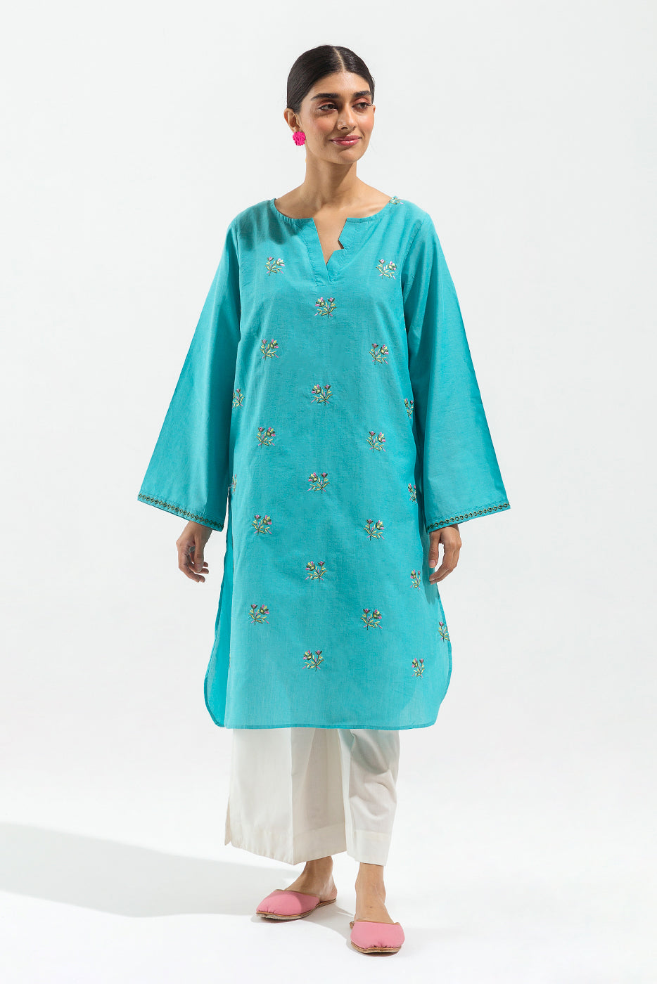 Beechtree - EMBROIDERED CHAMBRAY SHIRT (PRET)