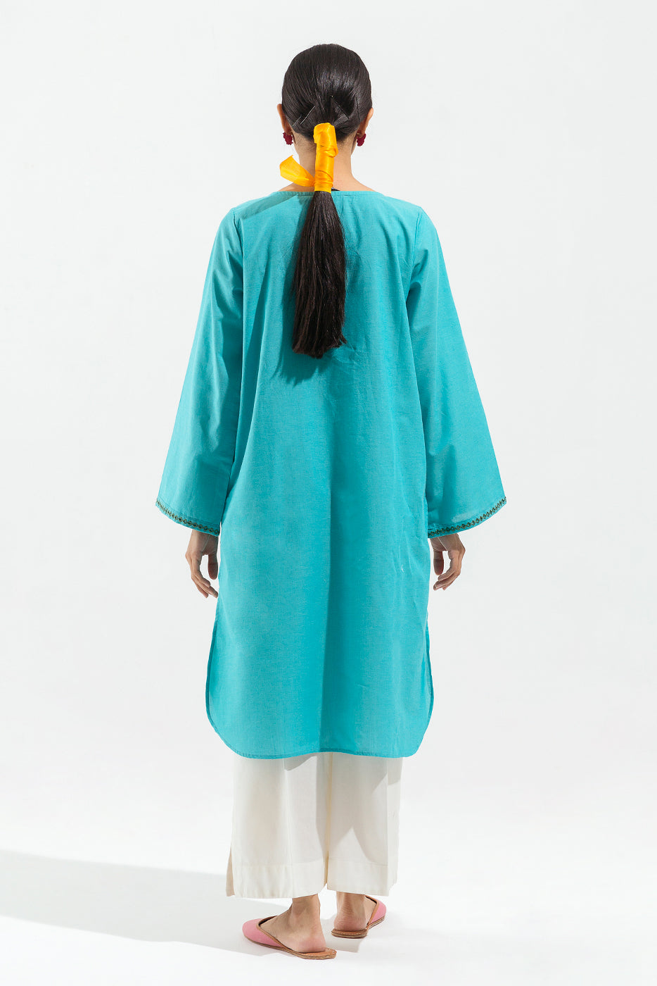 Beechtree - EMBROIDERED CHAMBRAY SHIRT (PRET)