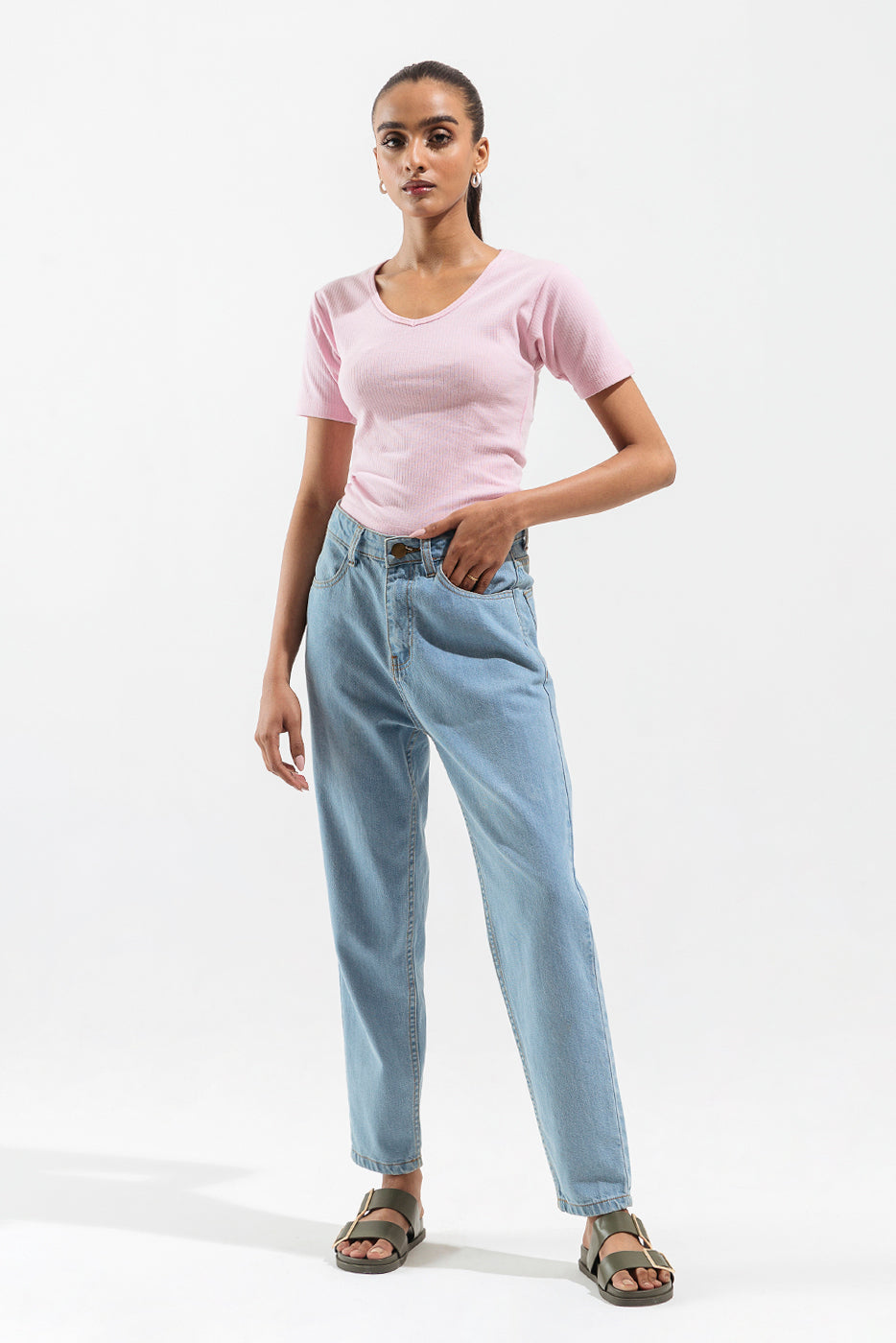 Beechtree - Light Pink V Neck Cropped Top