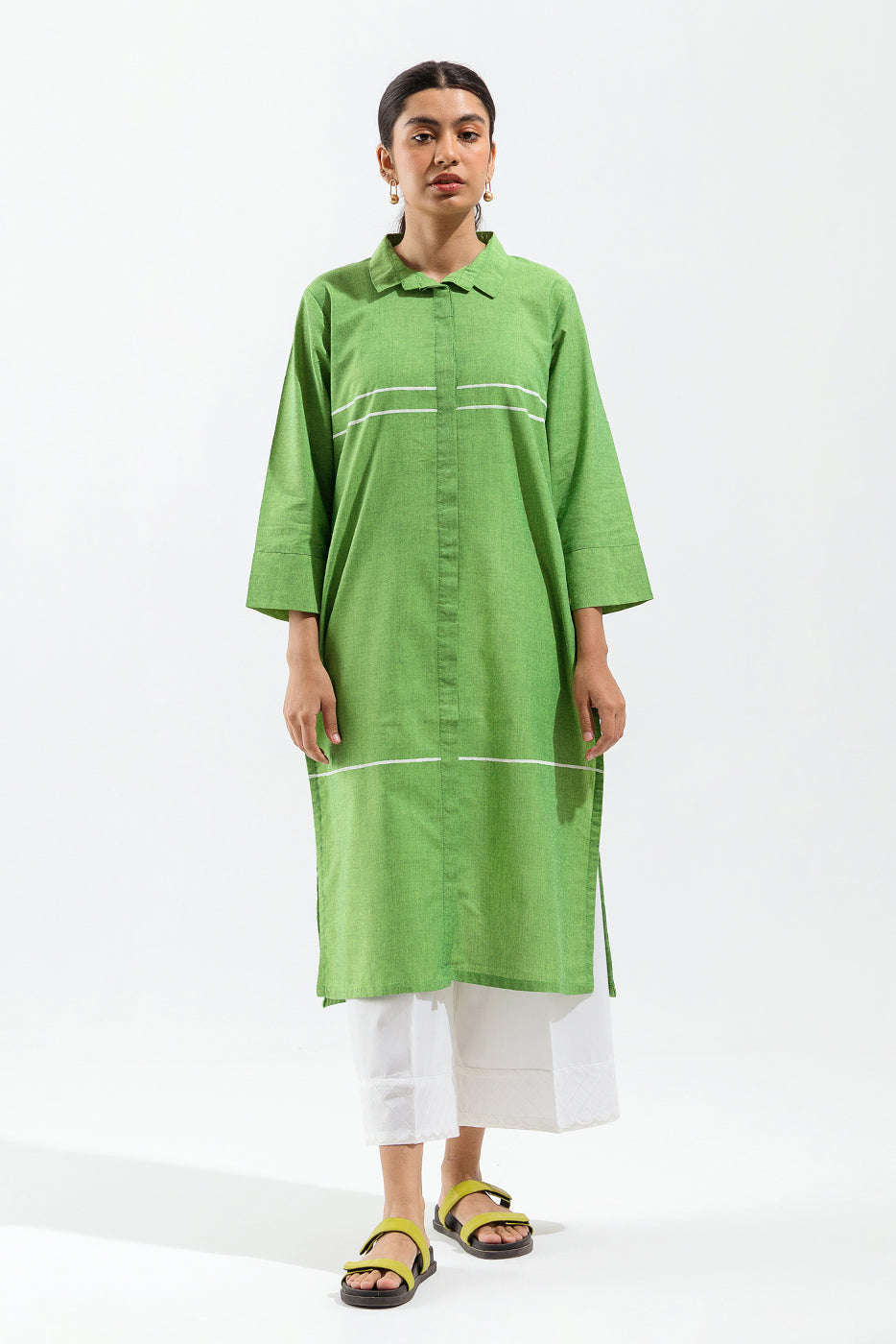 Beechtree - EMBROIDERED CHAMBRAY SHIRT (PRET)