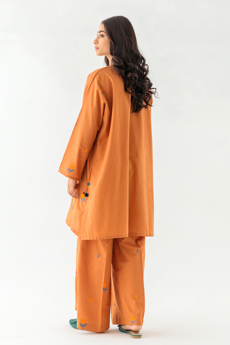 Beechtree - 2 PIECE EMBROIDERED YARN DYED SUIT (PRET)