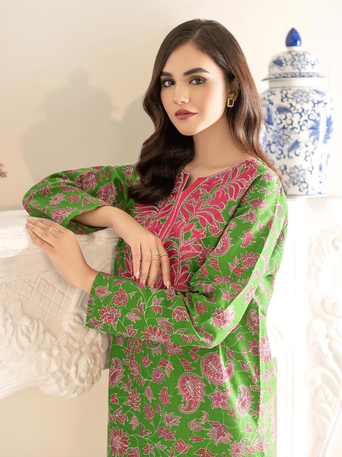 Khaddar Shirt-Embroidered(Unstitched)