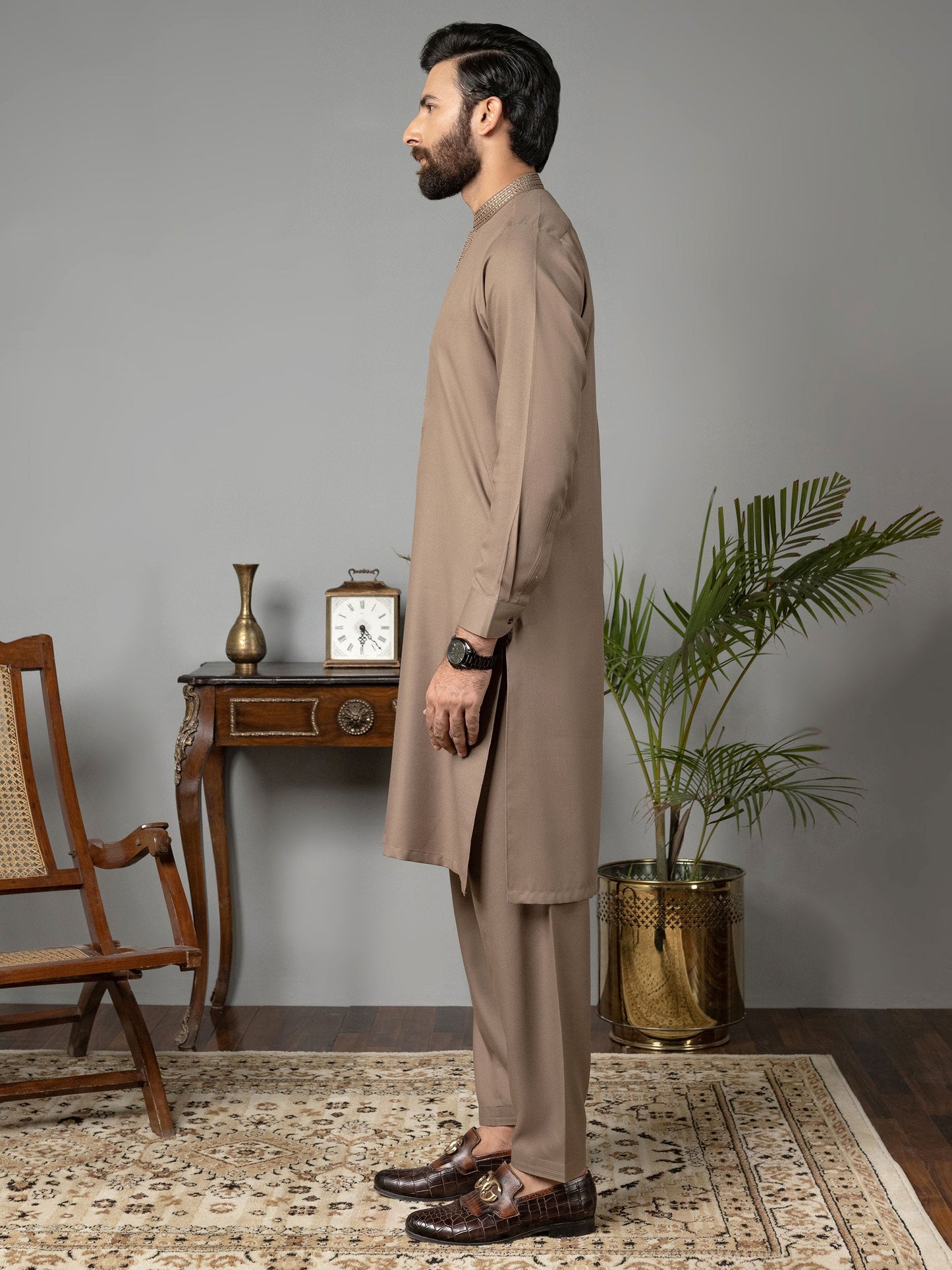 Limelight - Crepe Suit-Embroidered