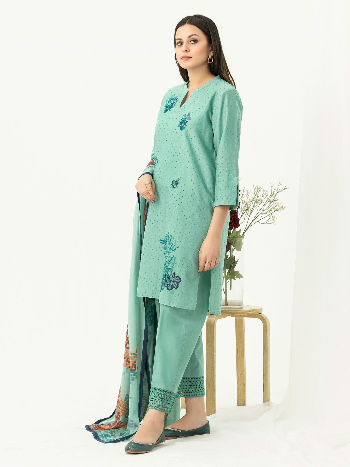 Limelight - 3 Piece Texture Lawn Suit-Embroidered (Pret)