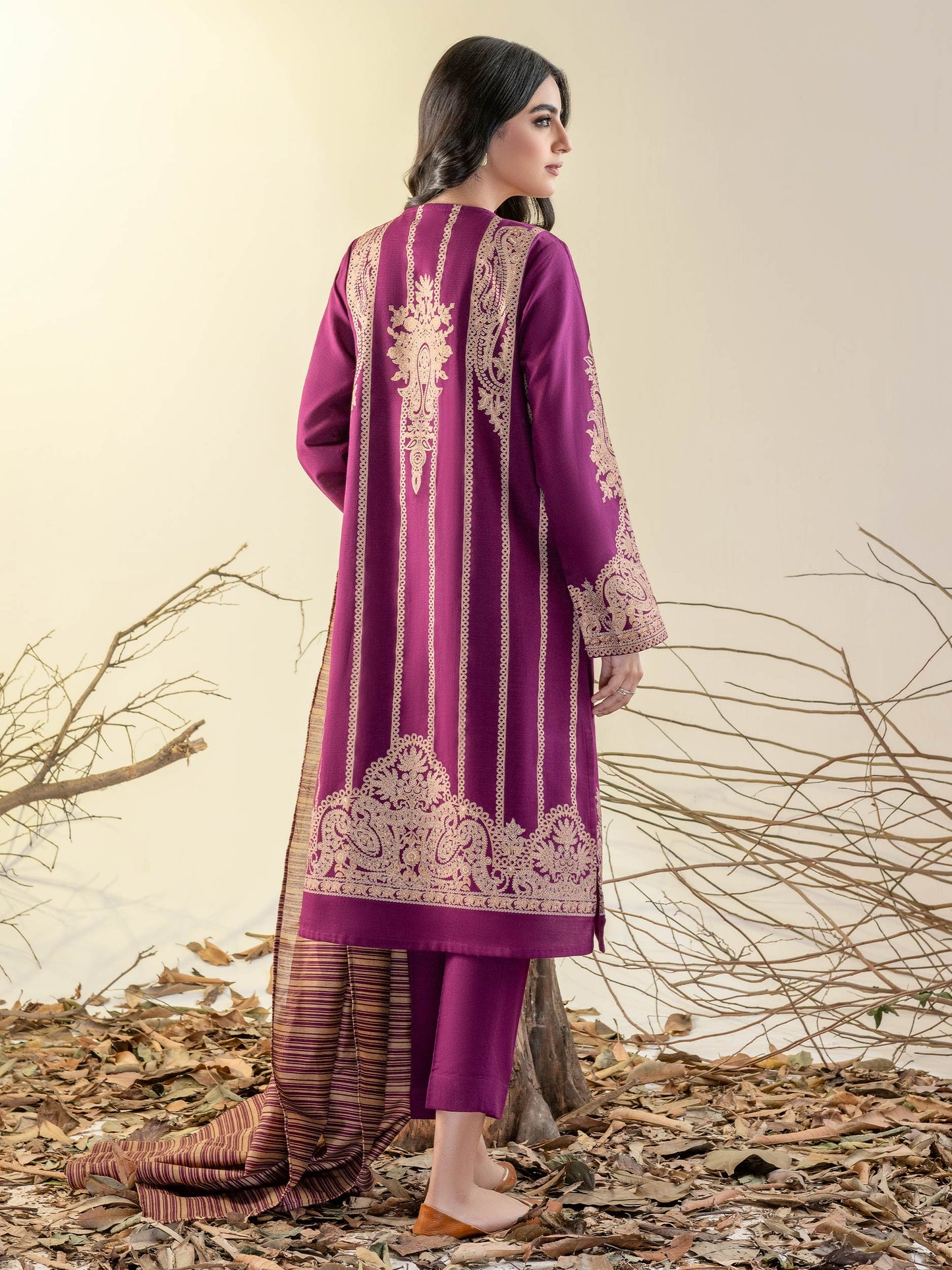 3 Piece Slub Khaddar Suit-Paste Print(Unstitched)