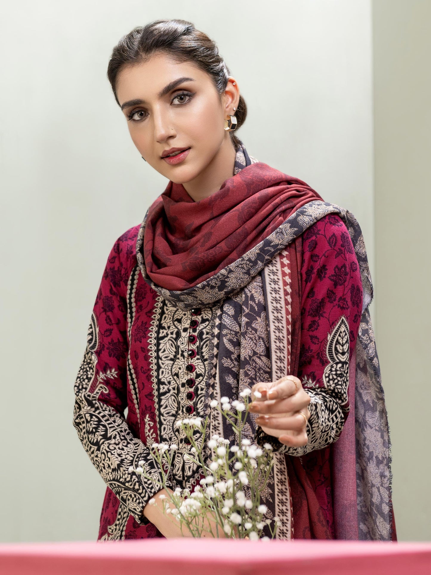 2 Piece Slub Khaddar Suit-Printed (Unstitched)