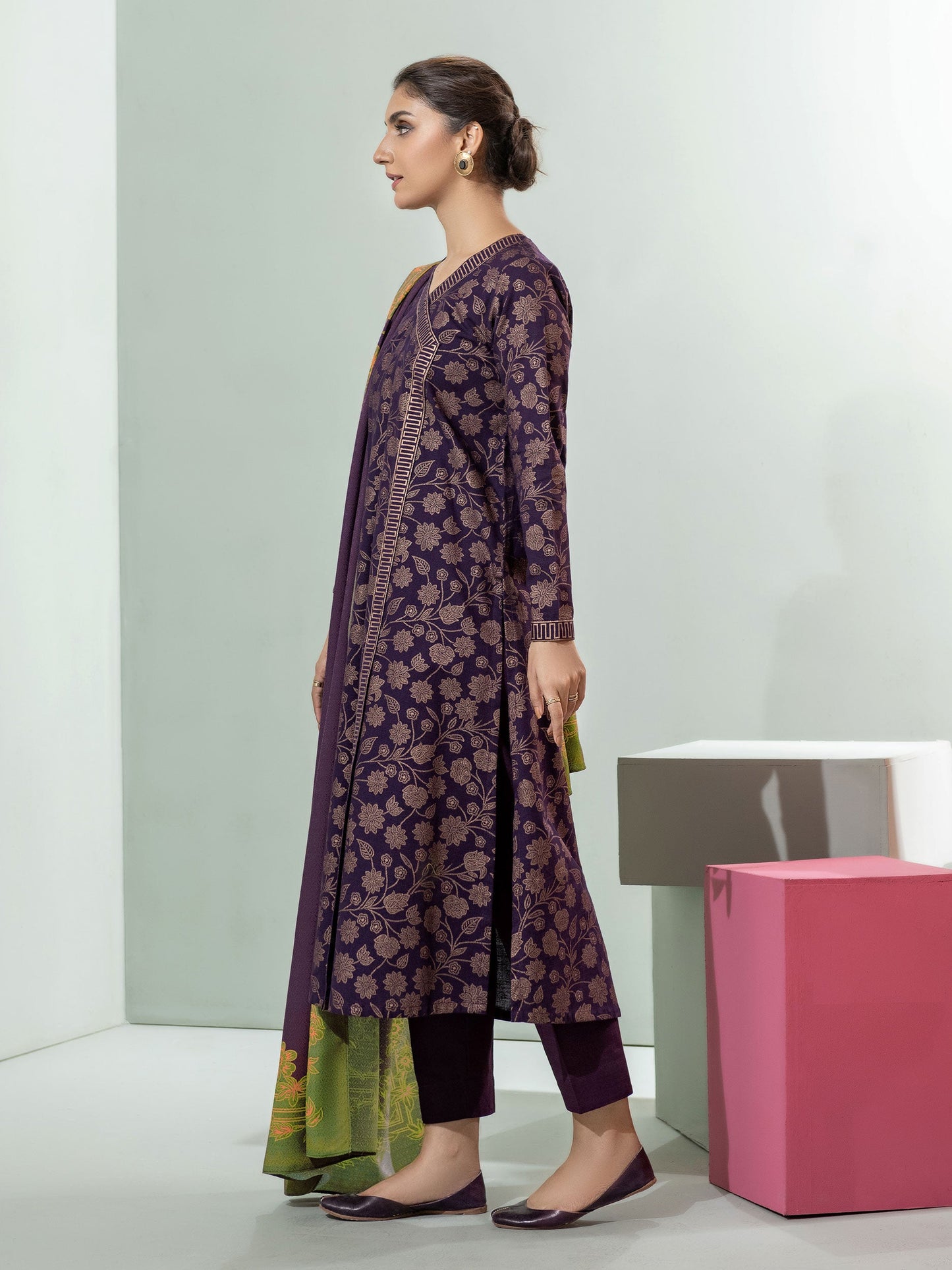 Limelight - 2 Piece Slub Khaddar Suit-Paste Print(Unstitched)