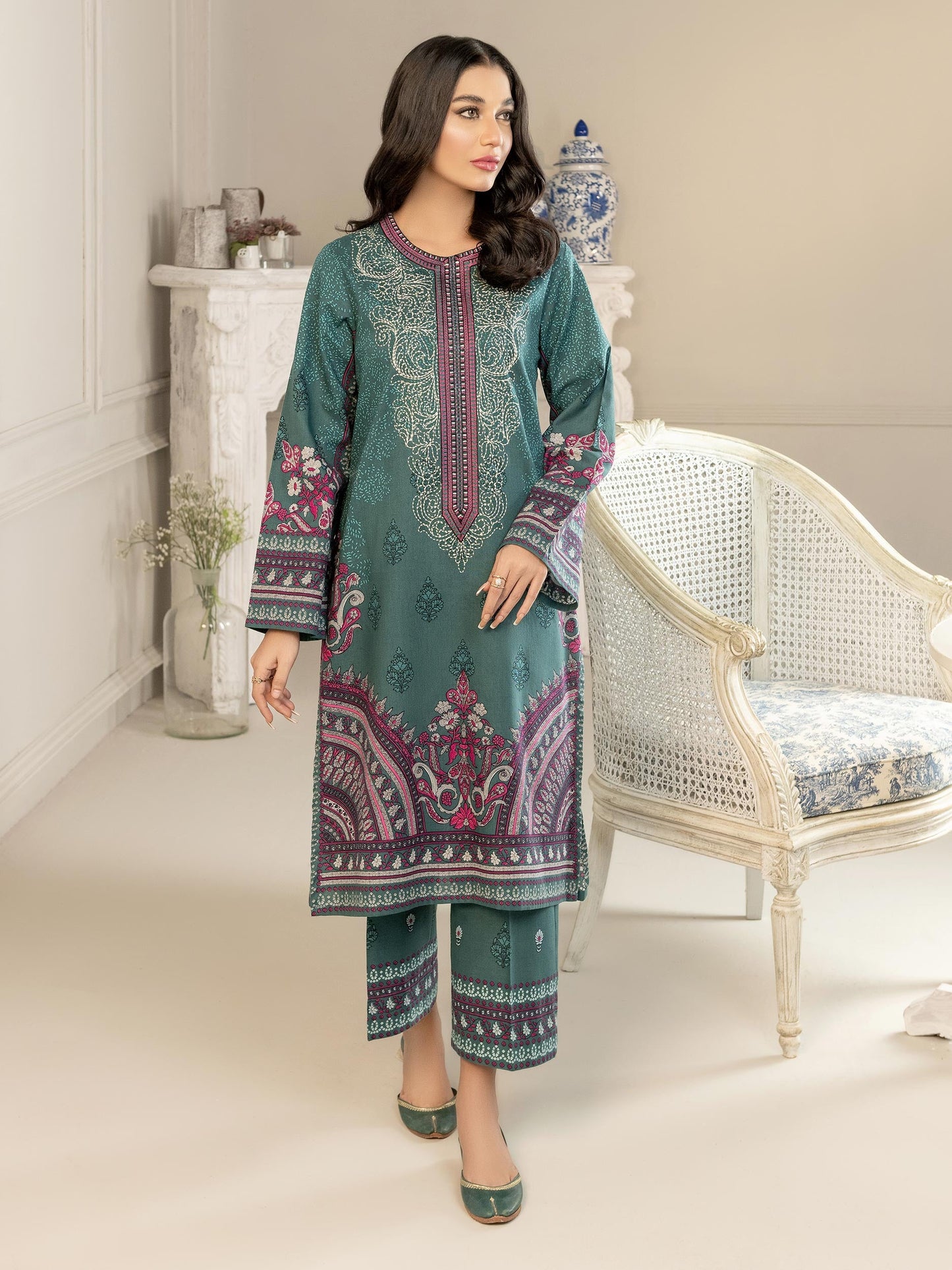 2 Piece Khaddar Suit-Embroidered(Unstitched)