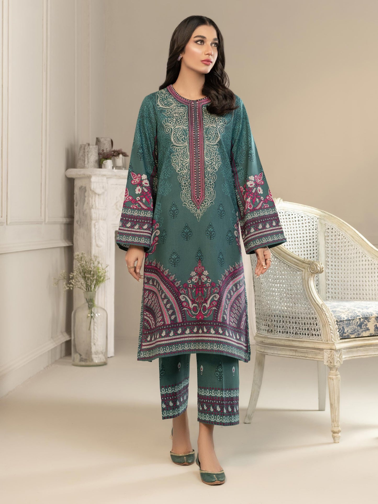 2 Piece Khaddar Suit-Embroidered(Unstitched)