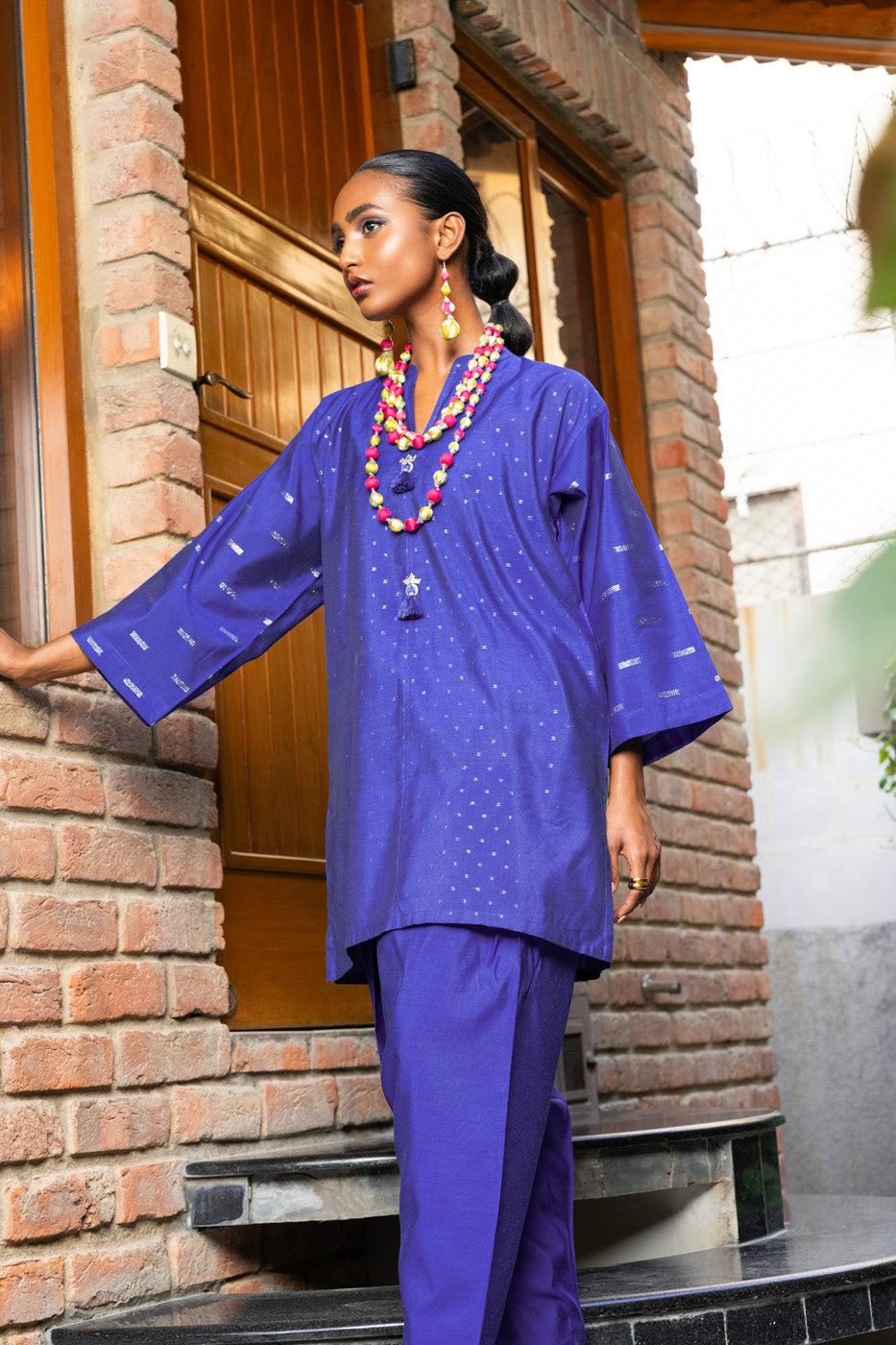 2 Pc Dyed Zari Outfit