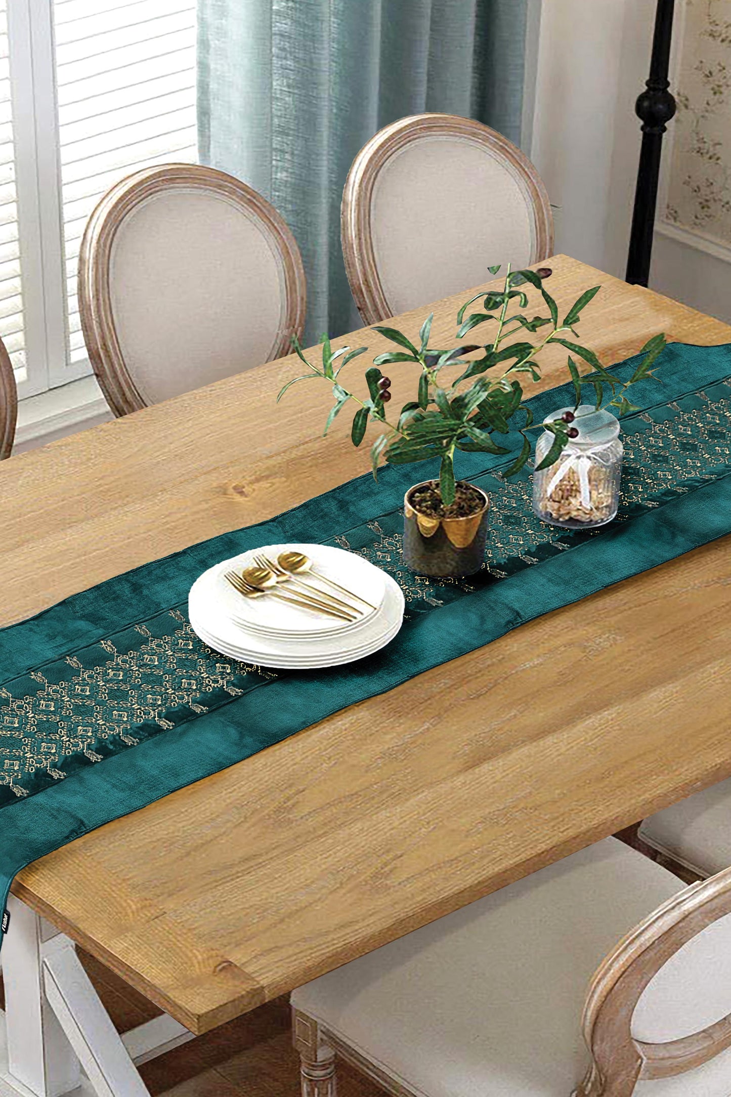 Nishat Linen - Capri Table Runner - 1 Piece