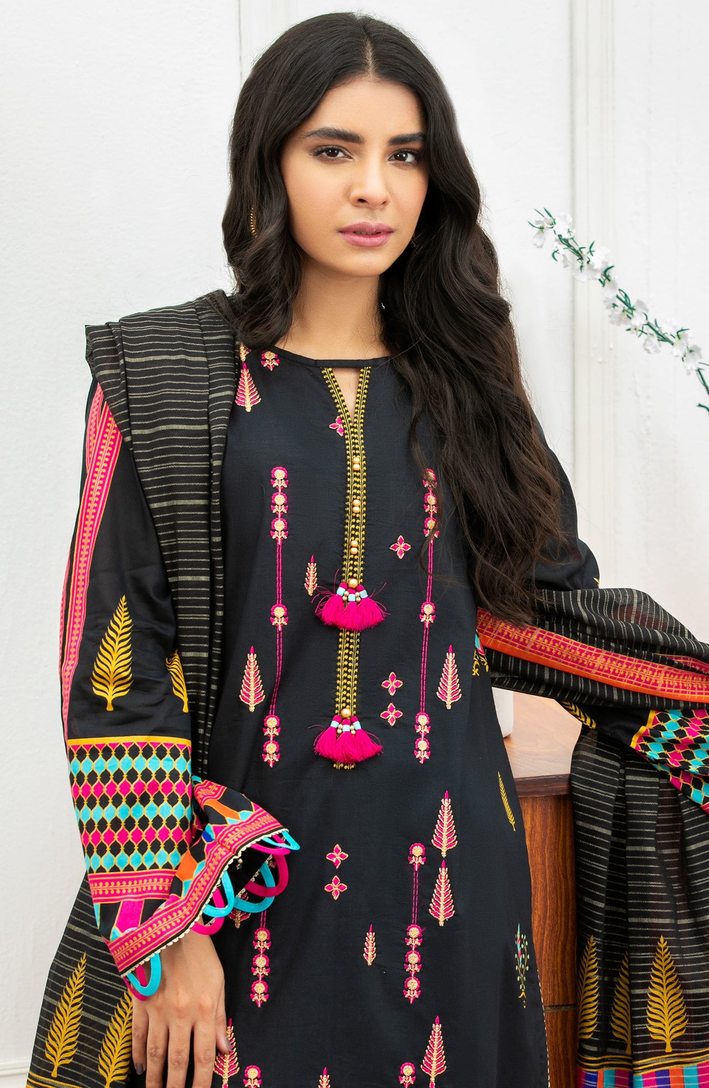 Orient - Unstitched 3 Piece Embroidered Lawn Suit