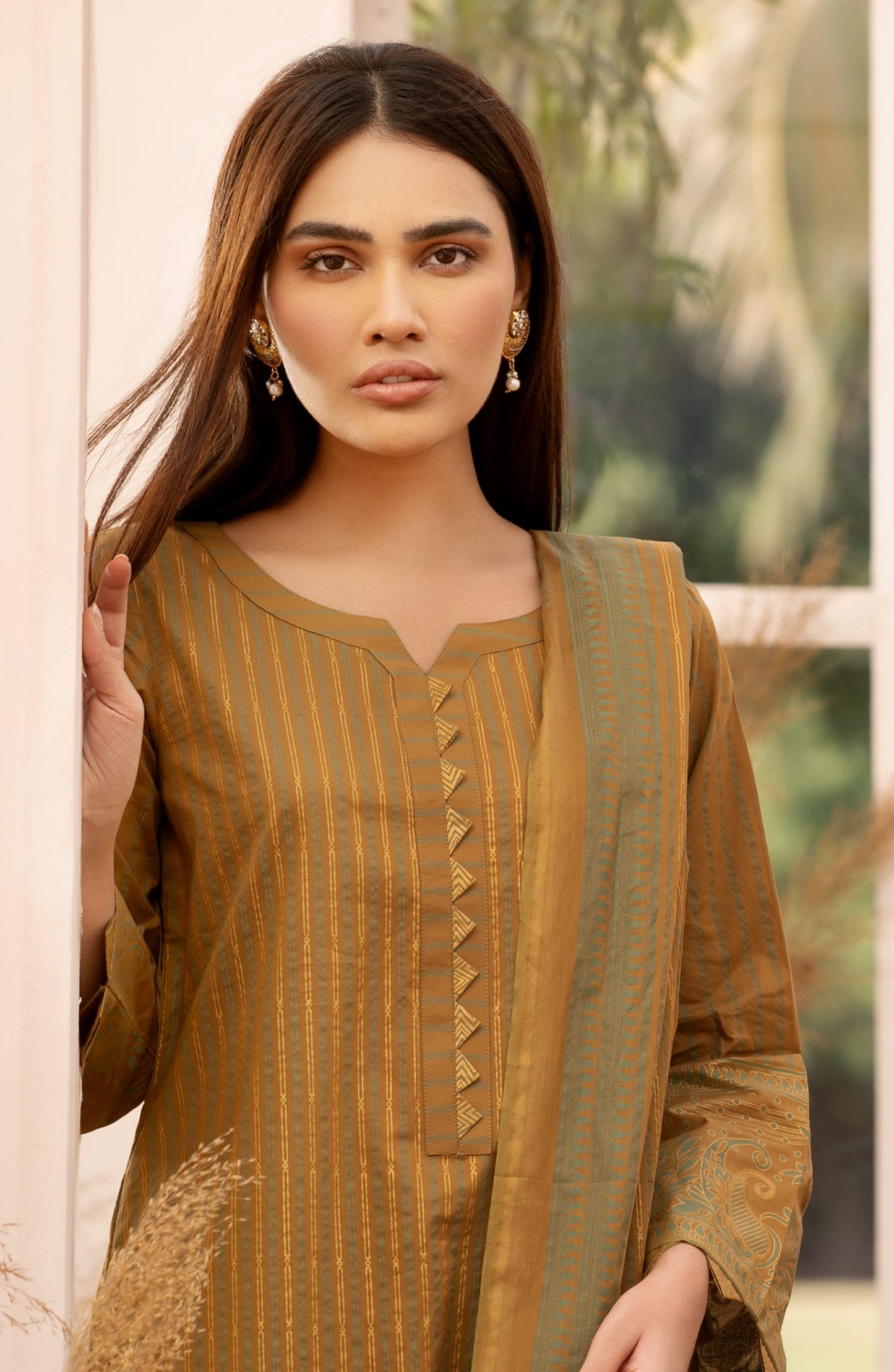 Orient - Unstitched 3 Piece Printed Lawn Suit