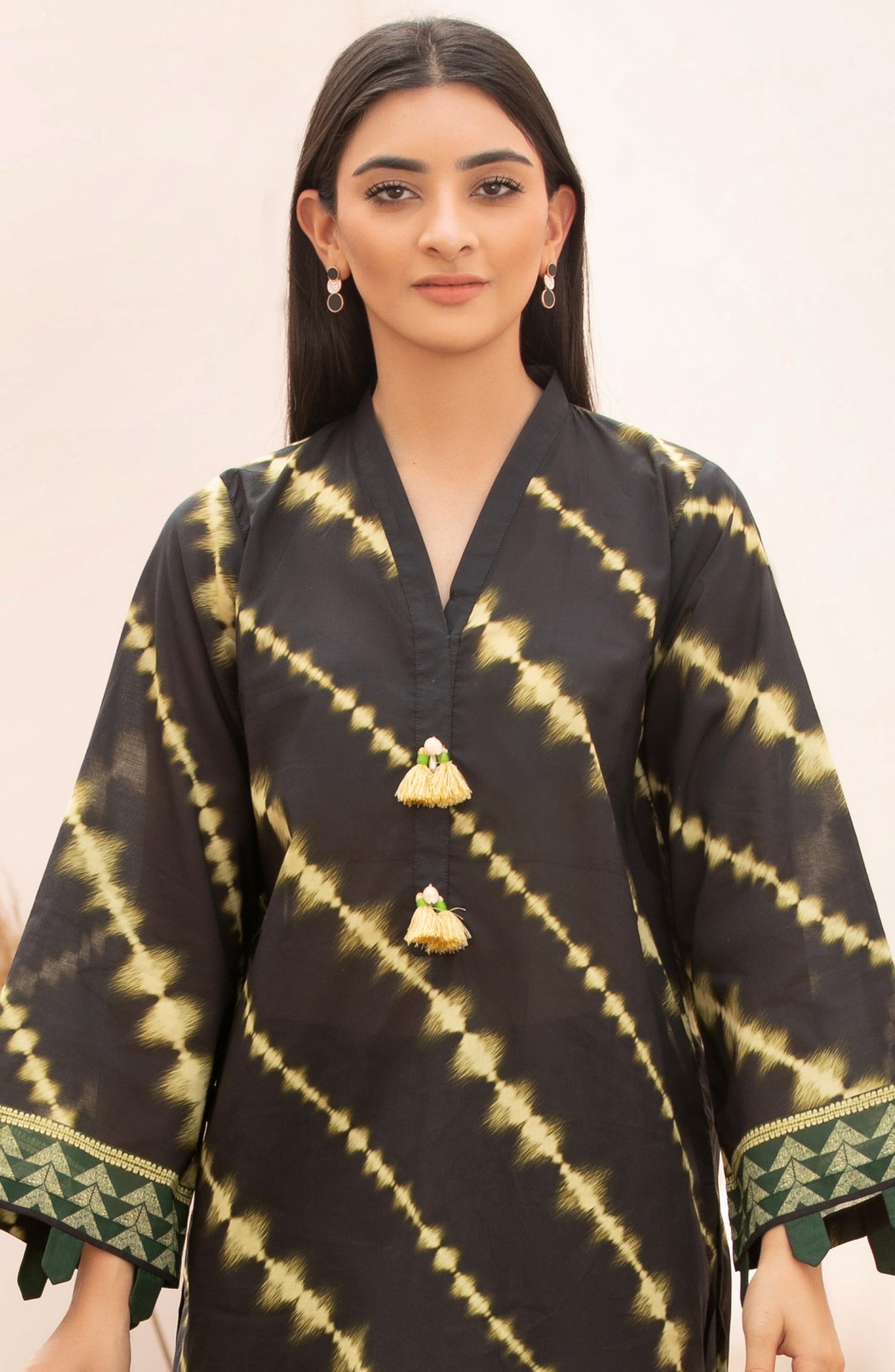 Orient - Unstitched 2 Piece Printed Lawn Shirt Chiffon Dupatta