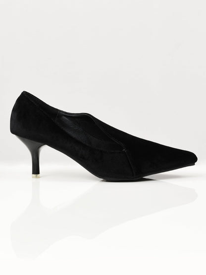 Limelight - Pointed Velvet Heels - Black