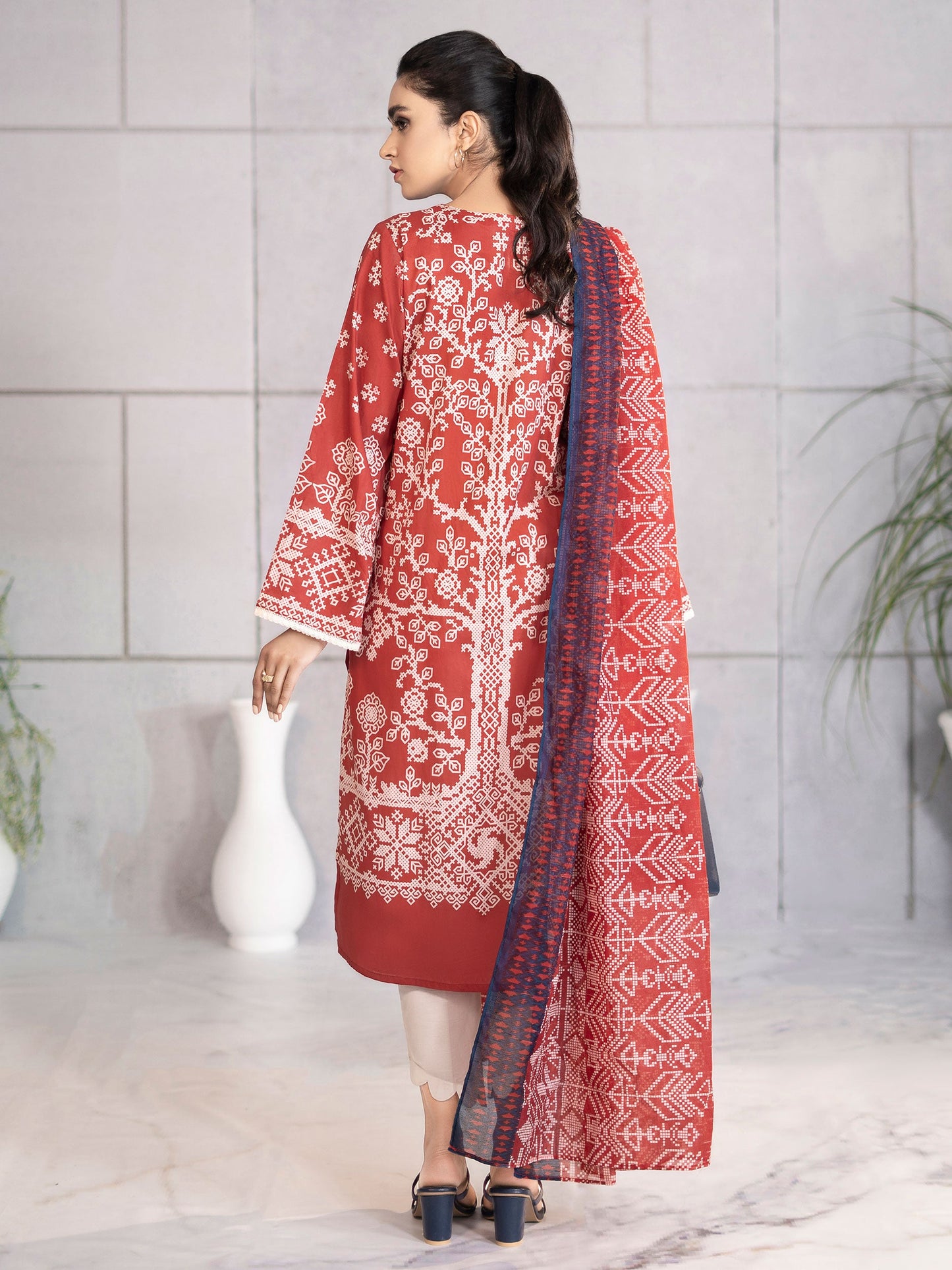 Limelight - 2 Piece Lawn Suit-Embroidered (Unstitched)