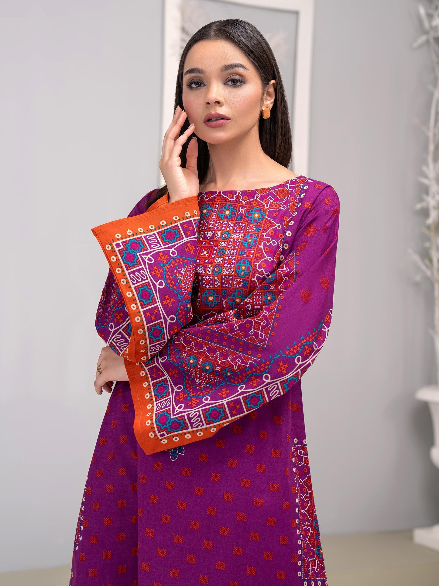 2 Piece Khaddar Suit-Printed(Unstitched)