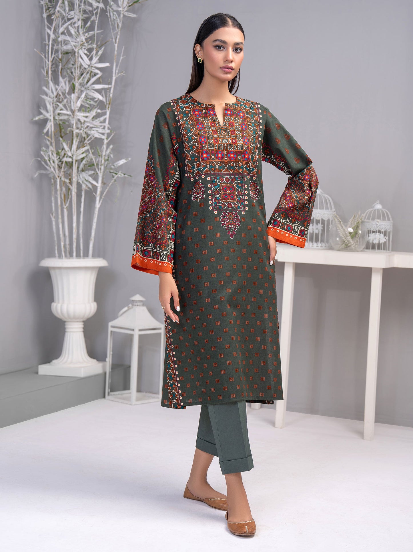 2 Piece Khaddar Suit-Printed(Unstitched)