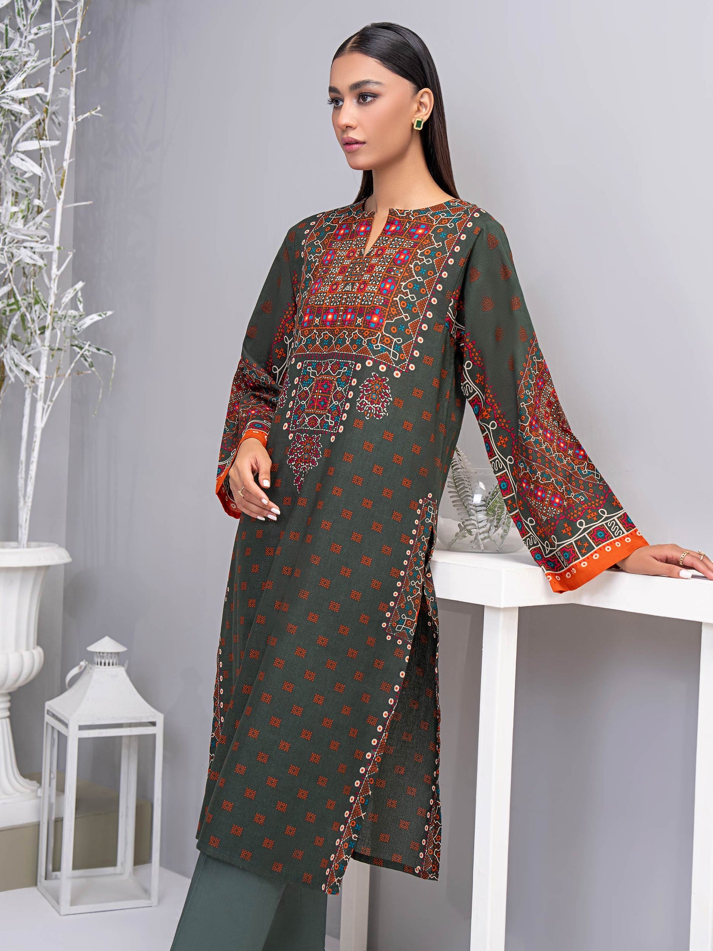 2 Piece Khaddar Suit-Printed(Unstitched)