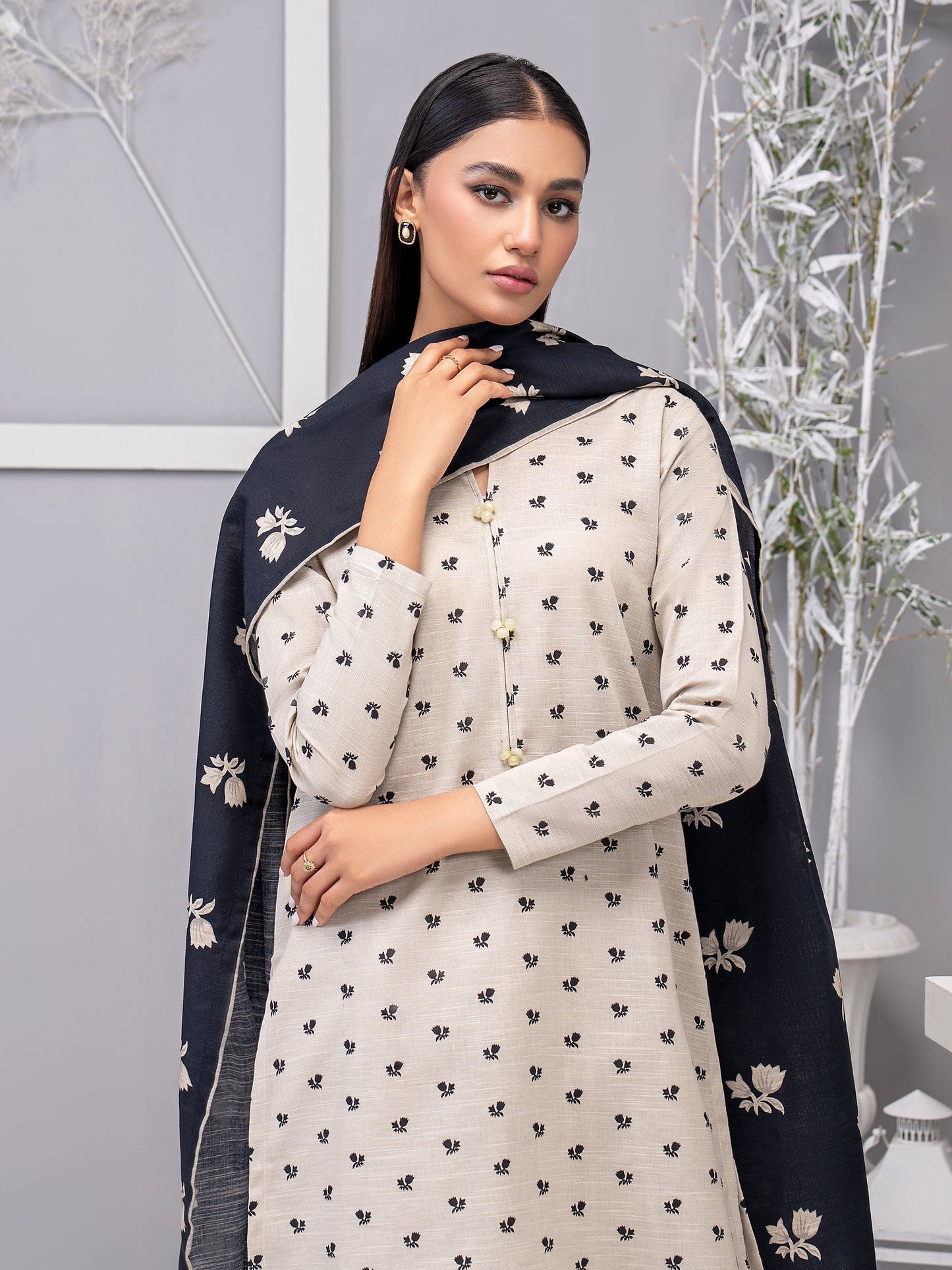 3 Piece Khaddar Suit-Printed(Unstitched)