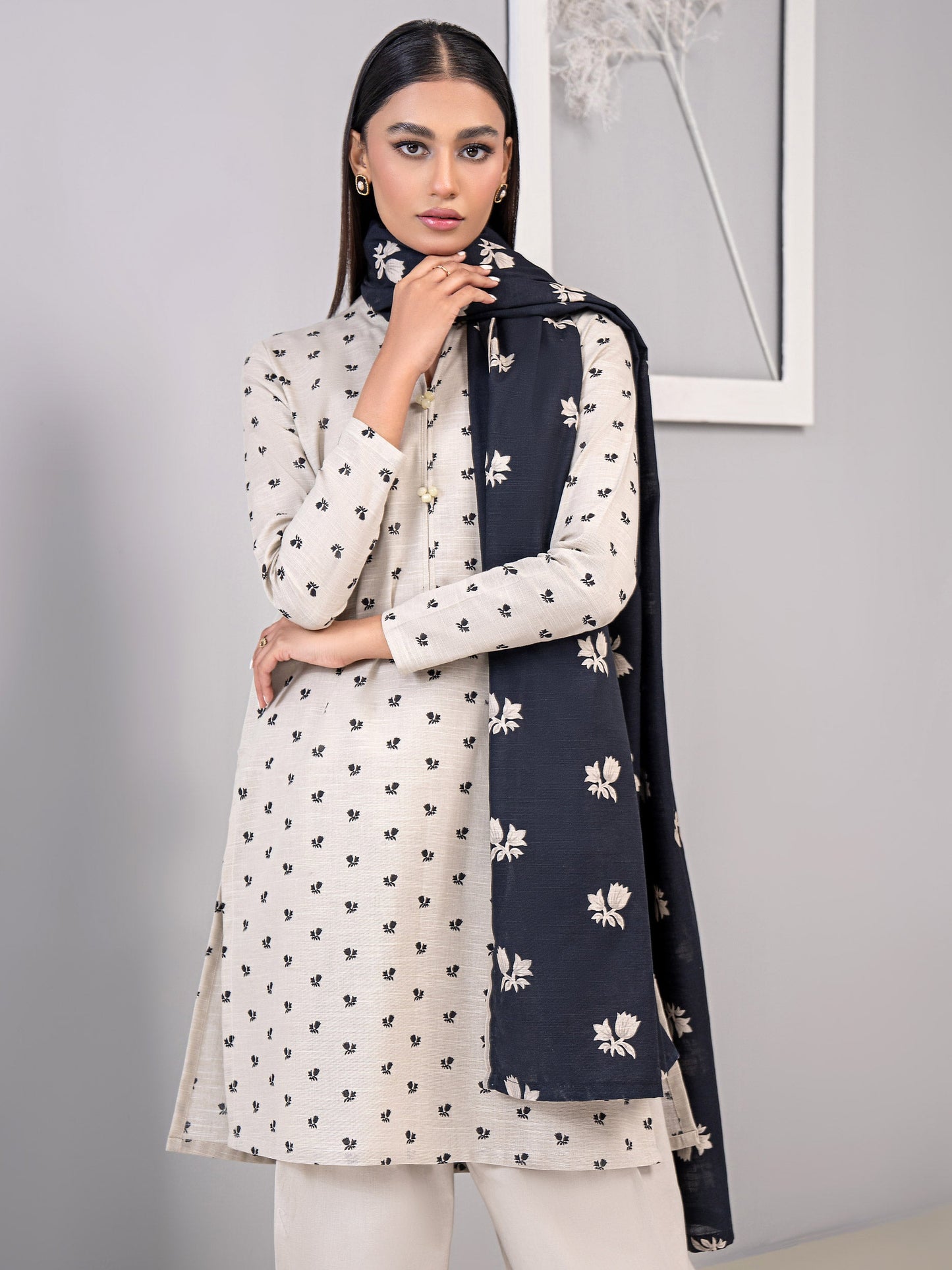 3 Piece Khaddar Suit-Printed(Unstitched)