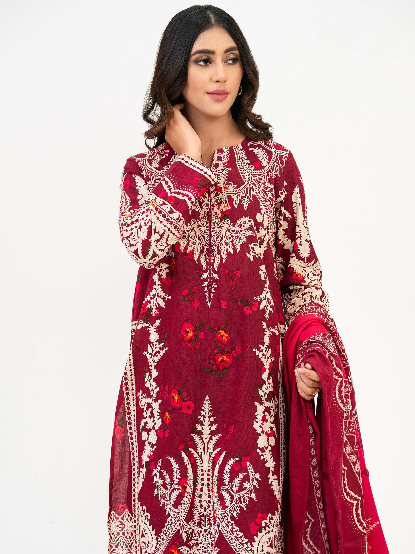 3 Piece Khaddar Suit-Embroidered (Pret)