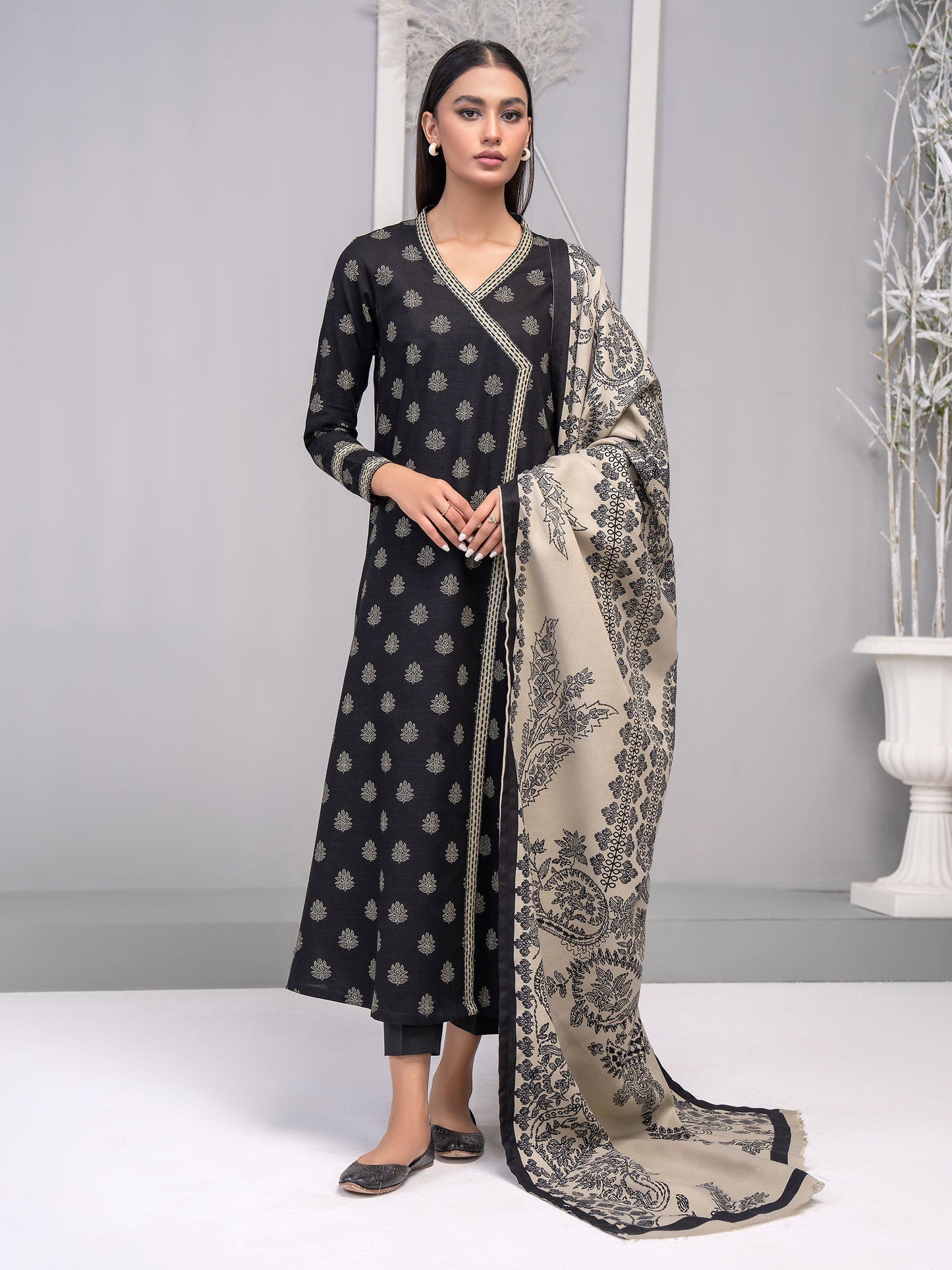 3 Piece Khaddar Suit-Printed(Unstitched)