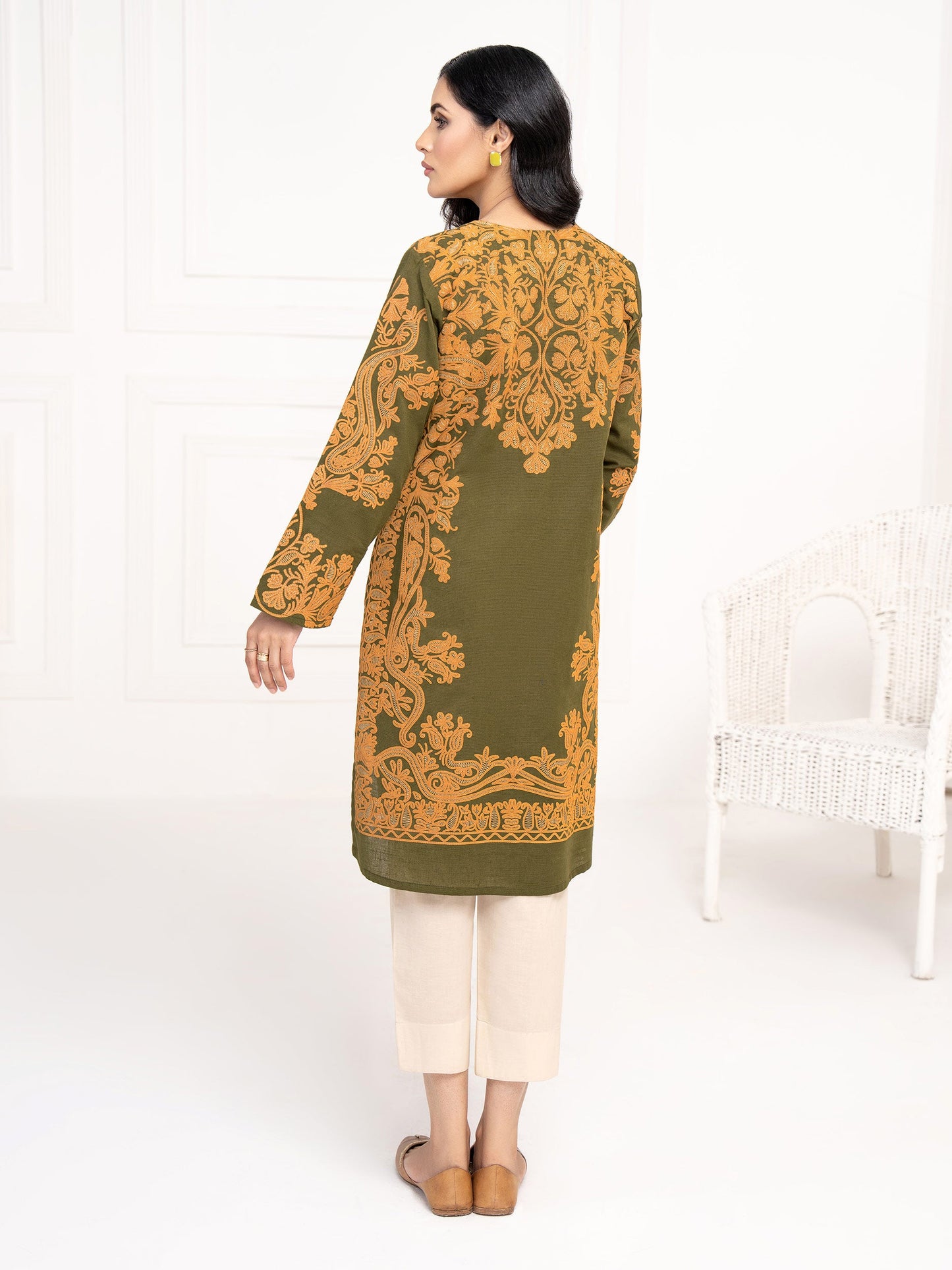 Khaddar Shirt-Embroidered(Unstitched)